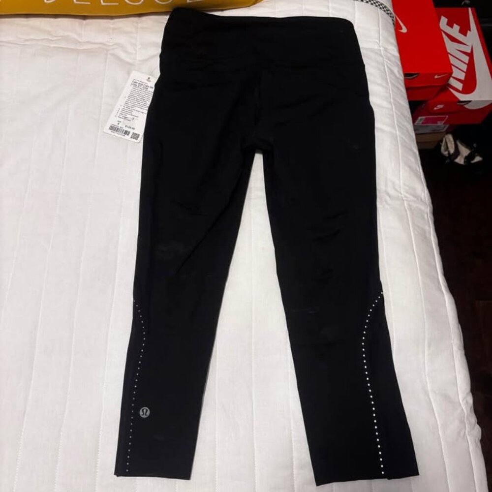 4 pairs lulu lemon yoga pants sizes 6-10